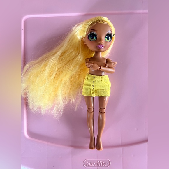 Rainbow High Jr High Sunny Madison - Picture 2 of 3